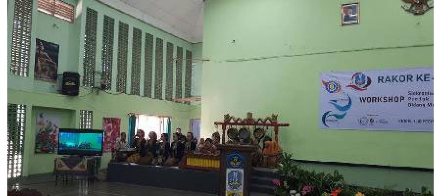 Tantangan Mata Pelajaran Produk Kreatif dan Kewirausahaan di SMK